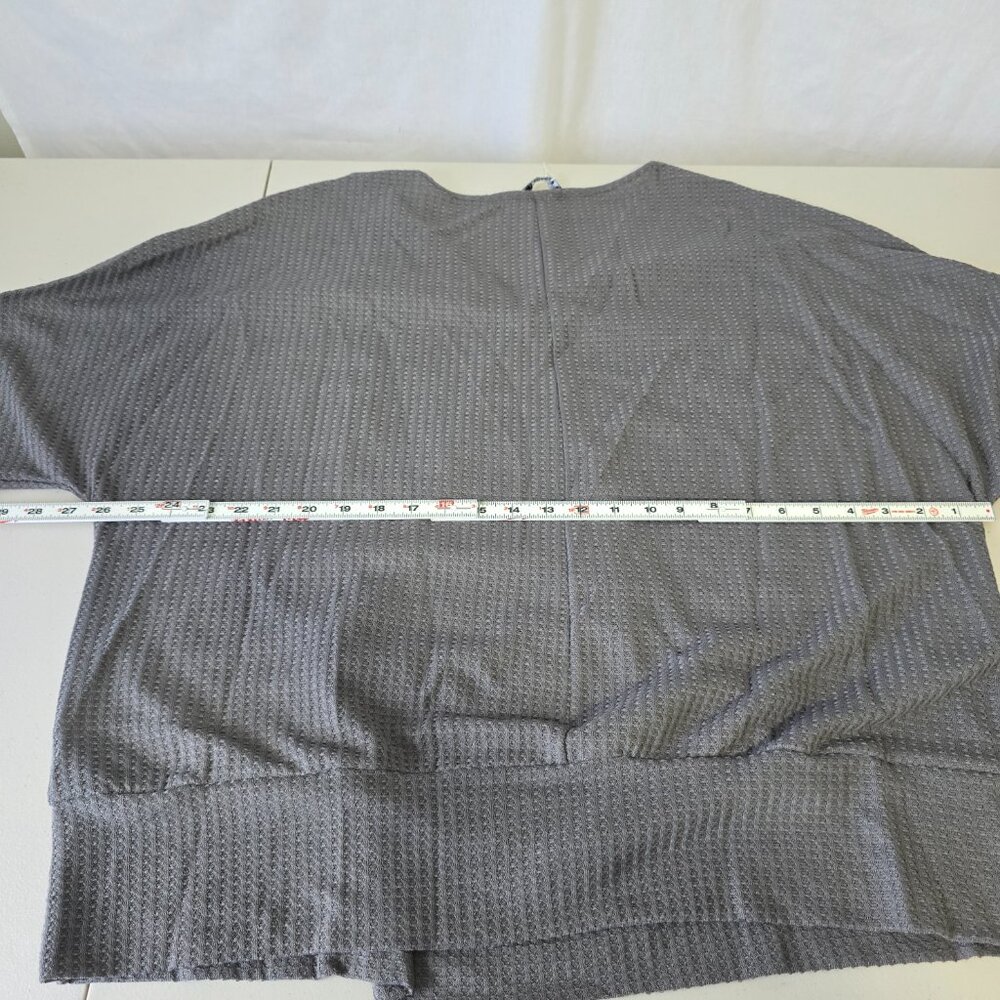 Bloomchic Waffle Knit Wrap Shirt Women's 3X Gray Long Sleeve V-Neck NWT - Picture 10 of 12